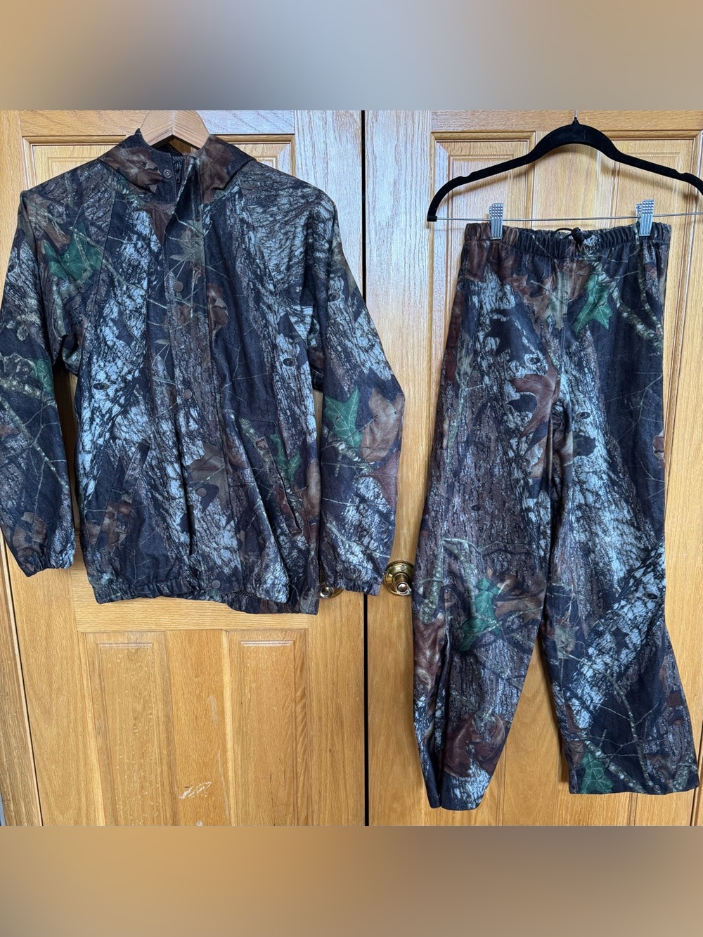 Boys Camouflage Waterproof Hunting/Fishing matching Pants And Jacket Mossy Oa